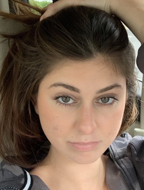 Bailey Smith OnlyFans Striptease