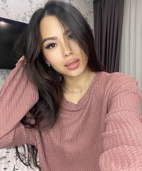 sweet lina lee Heiße OnlyFans Inhalte