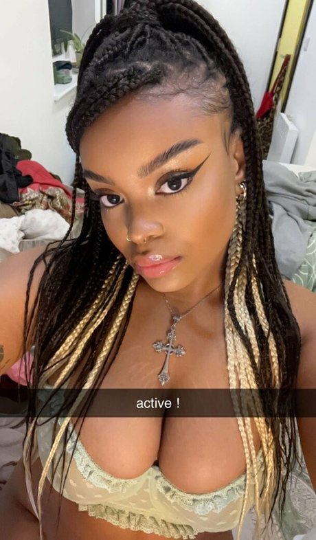 Hell0kittyevie OnlyFans Pornografie