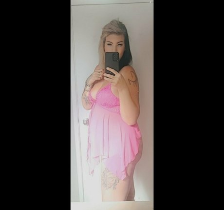 peachyleiigh Nackt auf OnlyFans