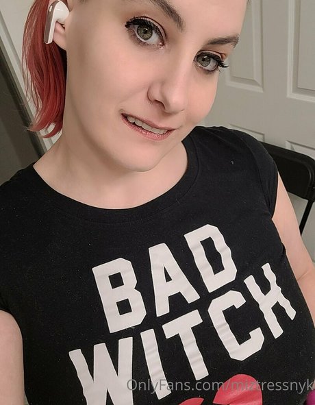 miztressnyk Brüste OnlyFans