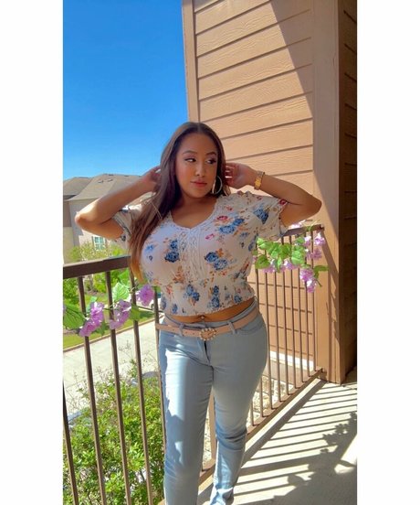 funsizedkatt Leaked OnlyFans Sextape