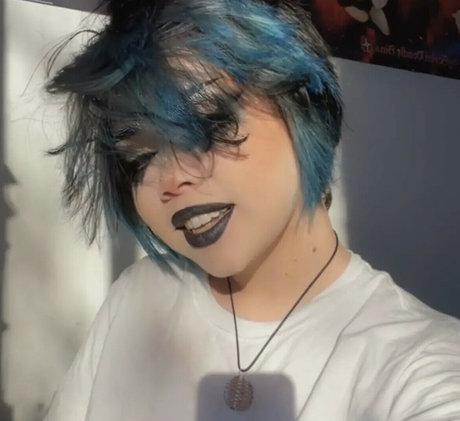 lynzzieleggat Oben ohne OnlyFans