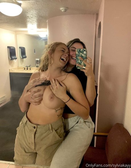 sylviakayy OnlyFans Gratis Porn