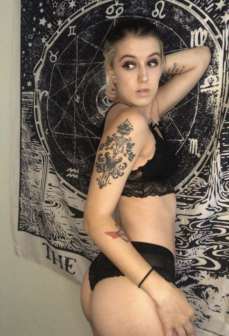 Hawlee Cromwell Kostenloses OnlyFans