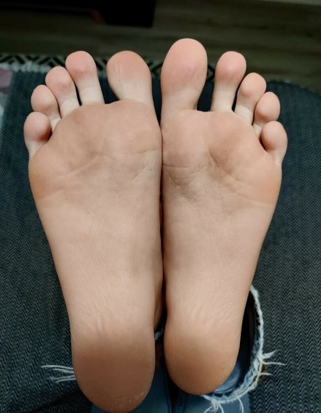 alicefrenchfeet OnlyFans-Pornoleak