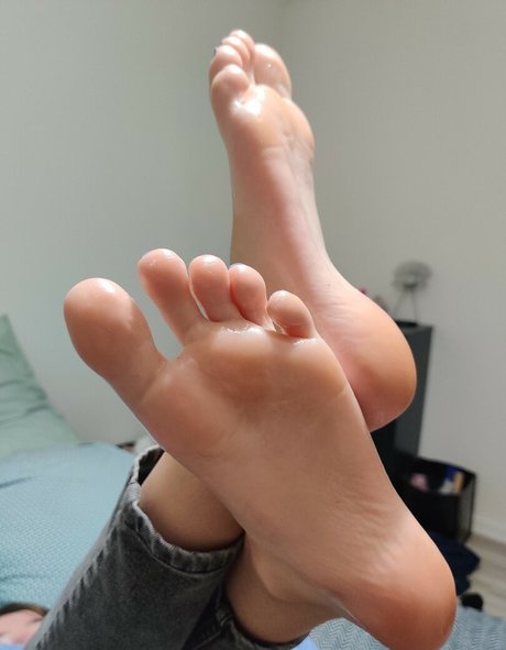 alicefrenchfeet Leaks von OnlyFans
