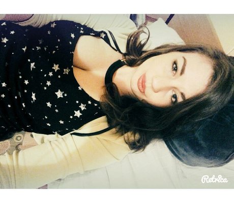 fuzyfruzsina Kostenlose OnlyFans-Pornos