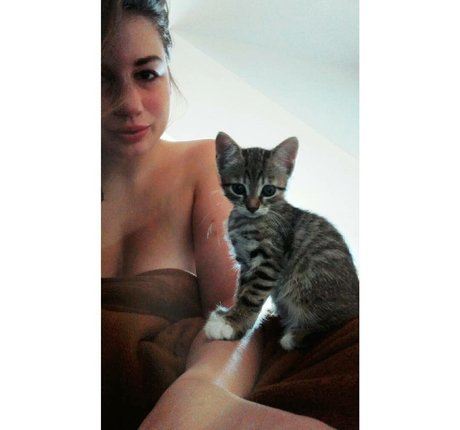 fuzyfruzsina OnlyFans kostenlos