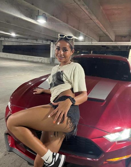 Ximena Saenz OnlyFans kostenlos