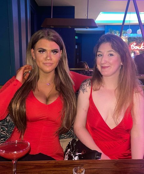 Molly Georgia Leach Leaked OnlyFans Bilder