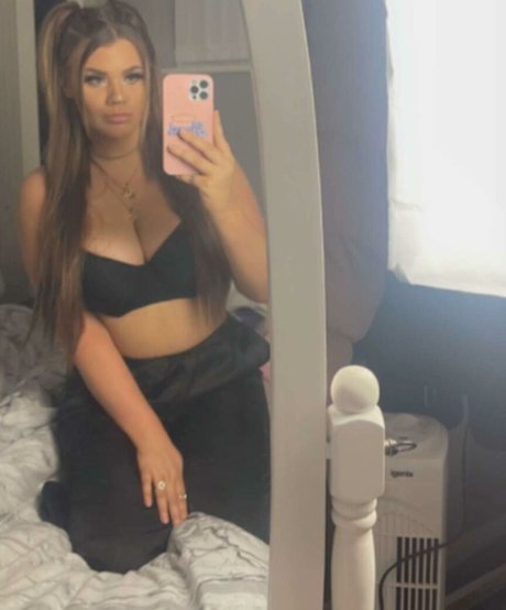 Molly Georgia Leach OnlyFans-Leaks