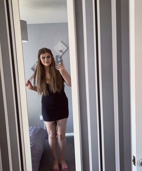 Molly Georgia Leach Leaked OnlyFans Sex Tape