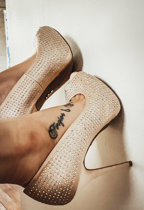 simplyyprettyytoes Nacktbilder OnlyFans Geleakt