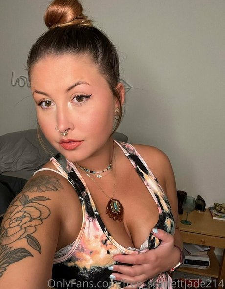 free scarlettjade214 OnlyFans Nacktbilder