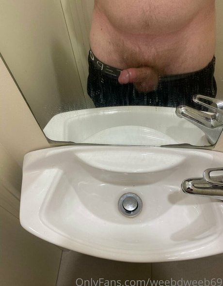 weebdweeb69 OnlyFans X