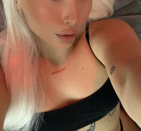 Saintpussey OnlyFans Inhalte