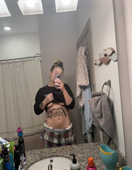 Laaavlemonde OnlyFans Nacktbilder