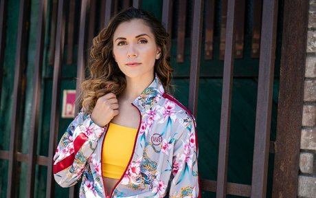 Alyson Stoner OnlyFans gratis