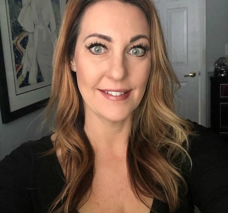 KellyK Nackt auf OnlyFans