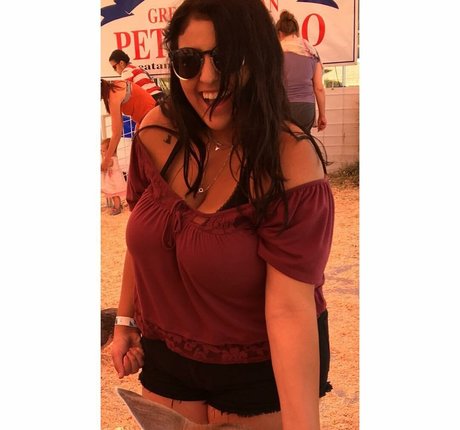 Charlotte Godoy NurlyFans-Brüste