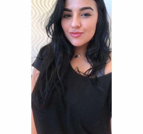 Charlotte Godoy Kostenloses OnlyFans