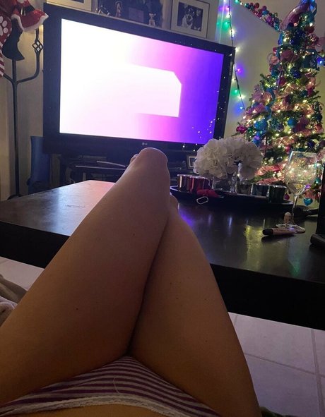 mariah r OnlyFans-Leaks