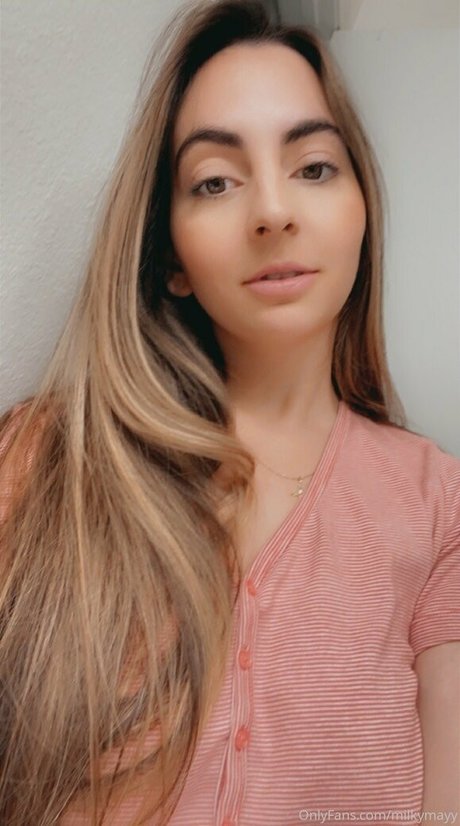 milky may Sexy OnlyFans