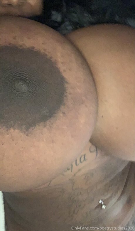 poetrystudios2020 Leaked OnlyFans Pornografie