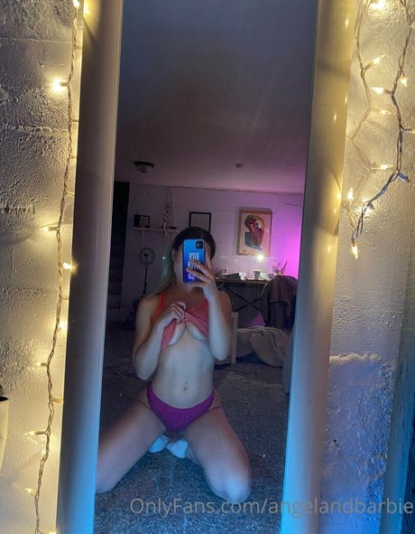 Lily Hale Leaked OnlyFans Bilder