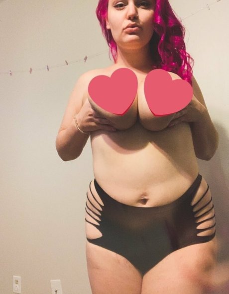 alyssacarterfreex OnlyFans Nacktfotos