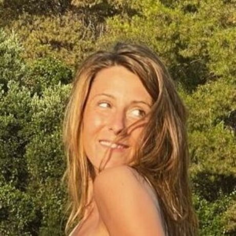 Meduse meduse Nacktpornos auf OnlyFans