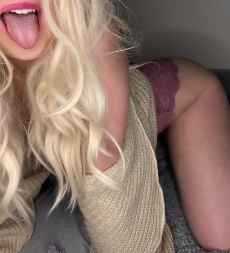 thesaskiasnow OnlyFans geleakte Pornografie