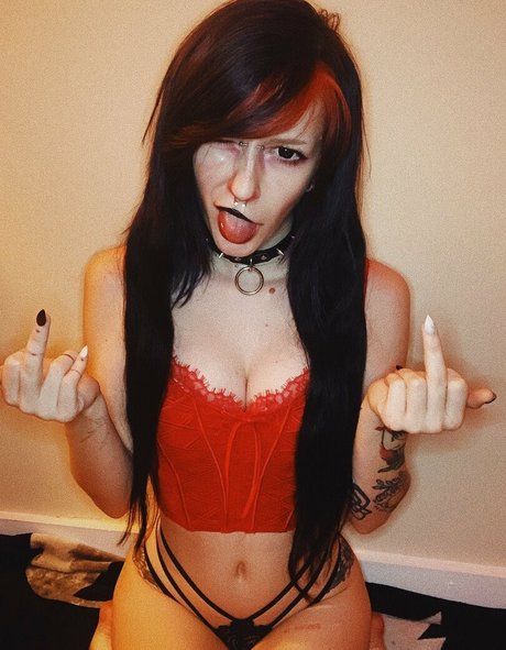 elflovingherself OnlyFans Inhalte