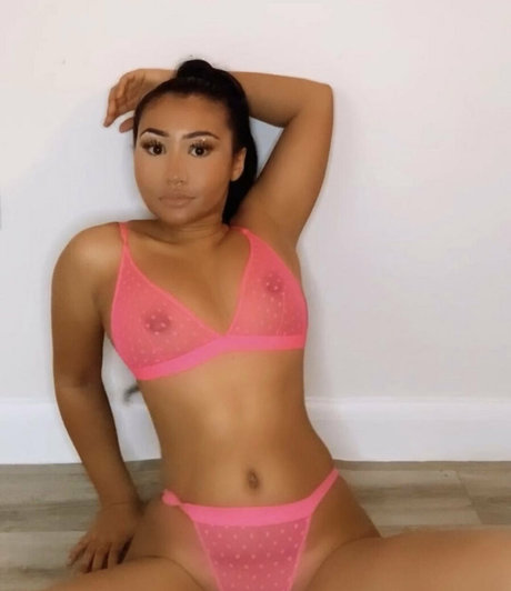 coco cooper Nacktbilder von OnlyFans geleakt