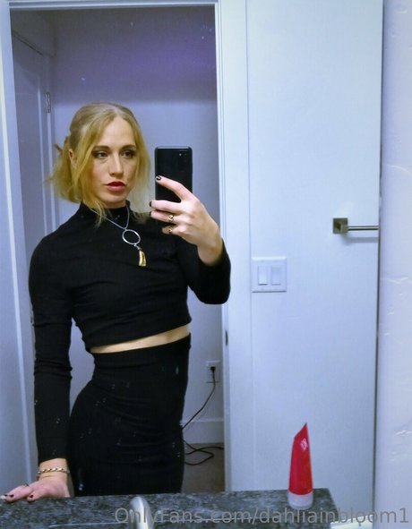 dahliainbloom1 OnlyFans Inhaltstyp