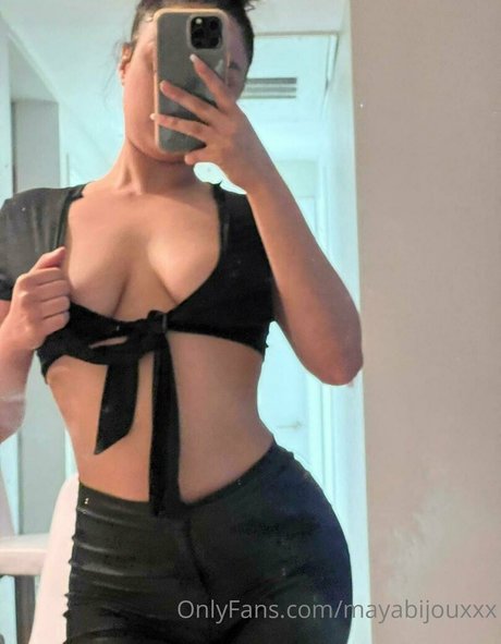 mayabijouxxx NurlyFans-Brüste