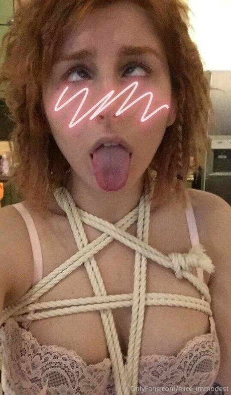alice immodest Nacktbilder OnlyFans geleakt