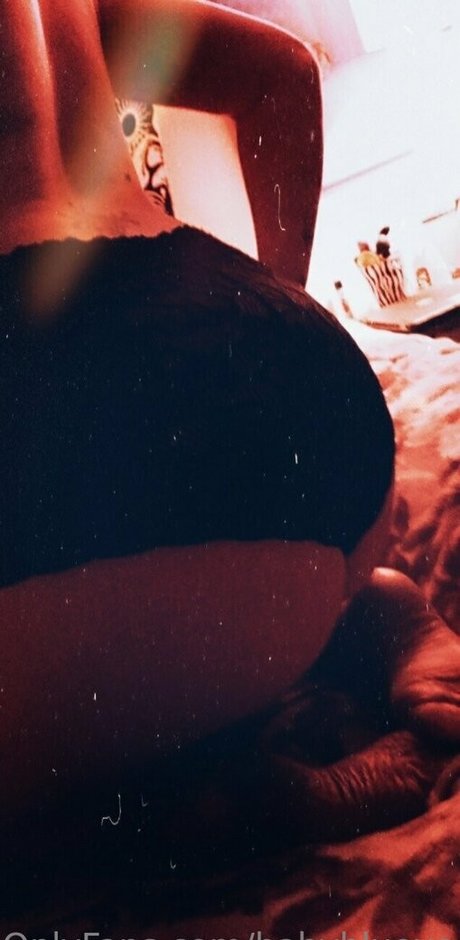 babyblueyes806 OnlyFans Nacktbilder geleakt