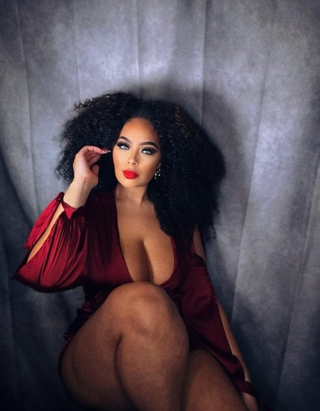 Lovesirensong Nacktbilder von OnlyFans geleakt