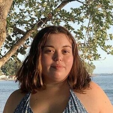 LuciaMaison OnlyFans Nacktbilder