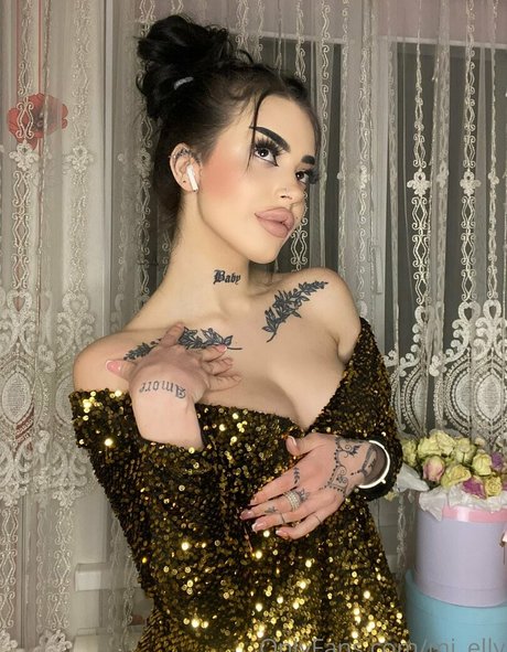 vikki angel OnlyFans Nacktbilder geleakt