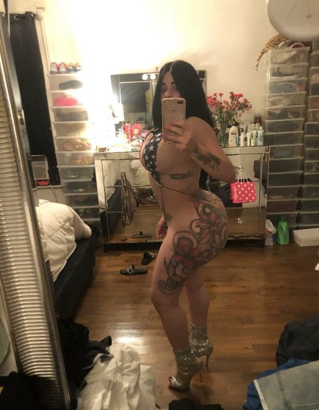 mollywoodz_ OnlyFans Leak