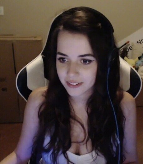 Deernadia OnlyFans-Bilder