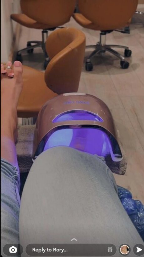 Rory Eliza OnlyFans Lesbisch