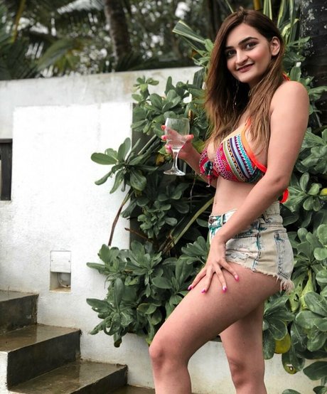 Sonali Malhotra Nacktbilder von OnlyFans