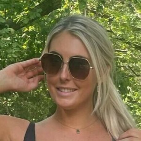 Physio Fitty OnlyFans Pornografie