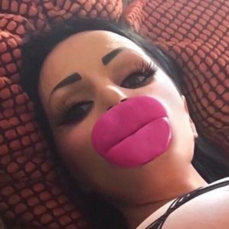 real siliconebunny Nacktpornos auf OnlyFans