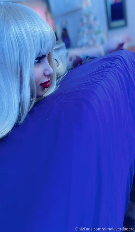 almalaverdadera OnlyFans Striptease