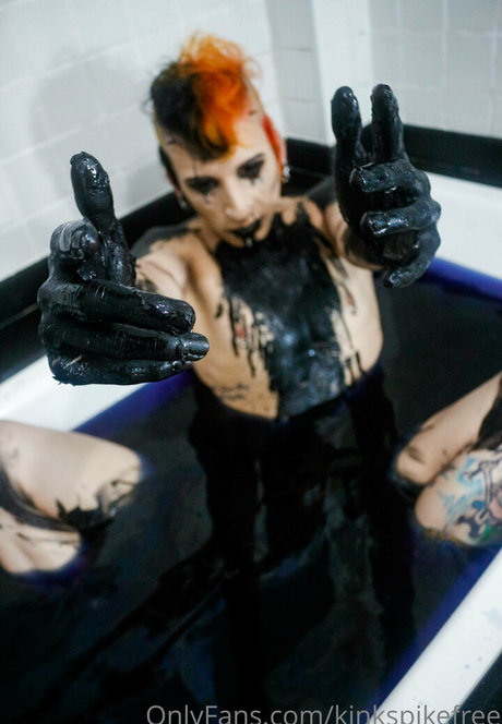 therubberdemonfree OnlyFans Nacktbilder